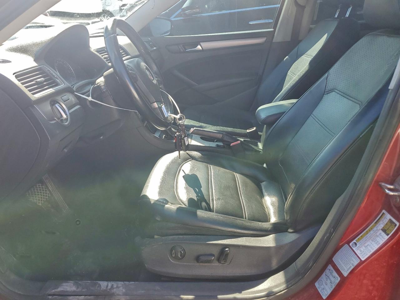 2015 Volkswagen Passat Se VIN: 1VWBT7A31FC052372 Lot: 92348255