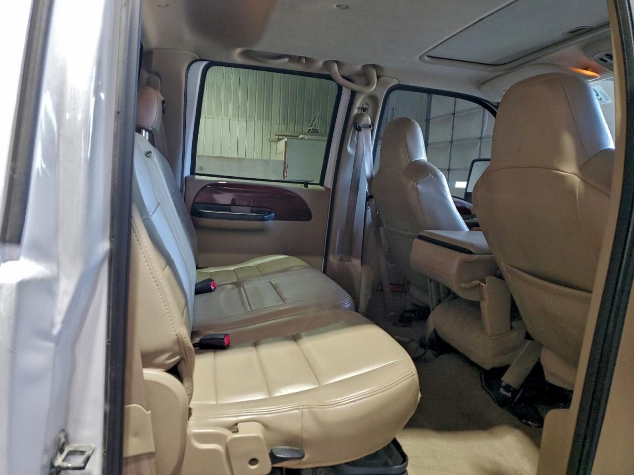 2006 Ford F350 Srw Super Duty VIN: 1FTWW31PX6EB18400 Lot: 91110075