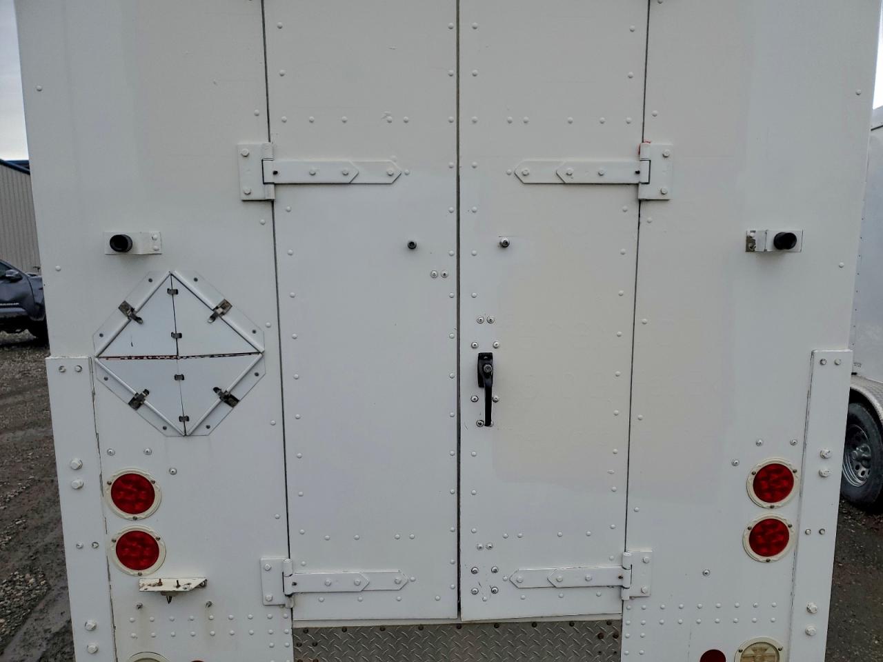 2012 Ford F250 Box Truck VIN: 1FDBF2B67CEB18618 Lot: 96211045