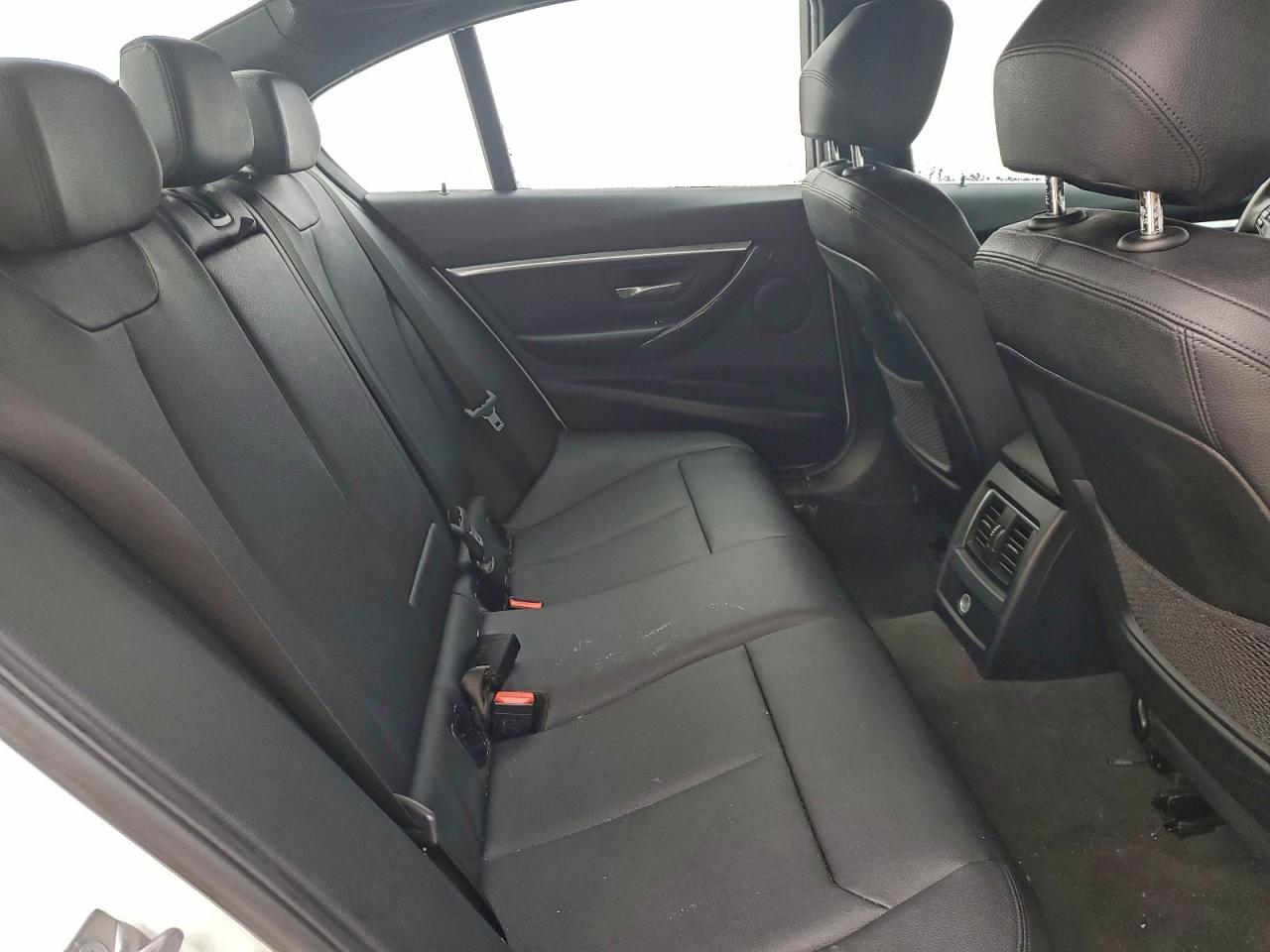 2017 BMW 330 I VIN: WBA8B9C54HK884773 Lot: 96025195