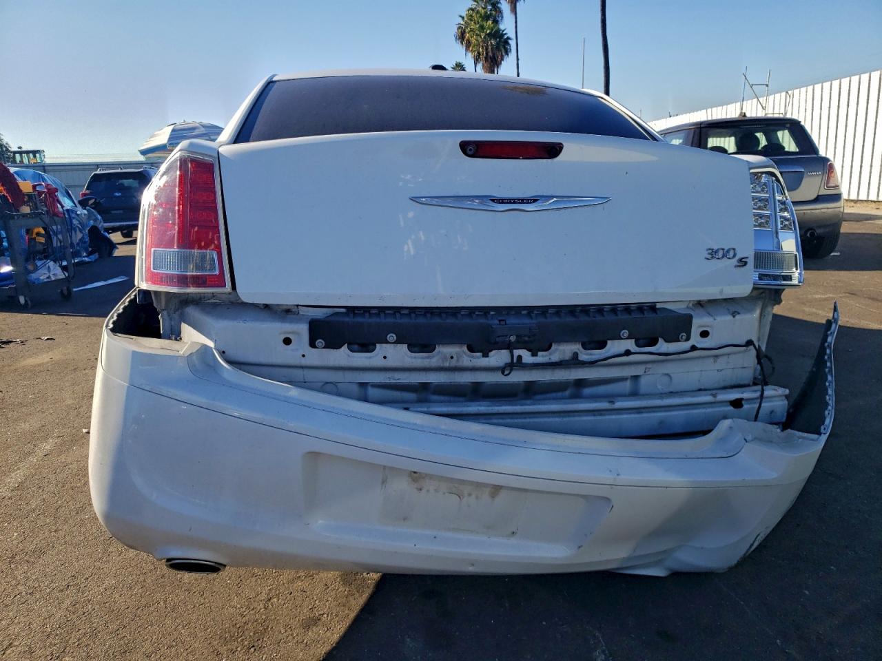 2014 Chrysler 300 S VIN: 2C3CCABG7EH186227 Lot: 95137855