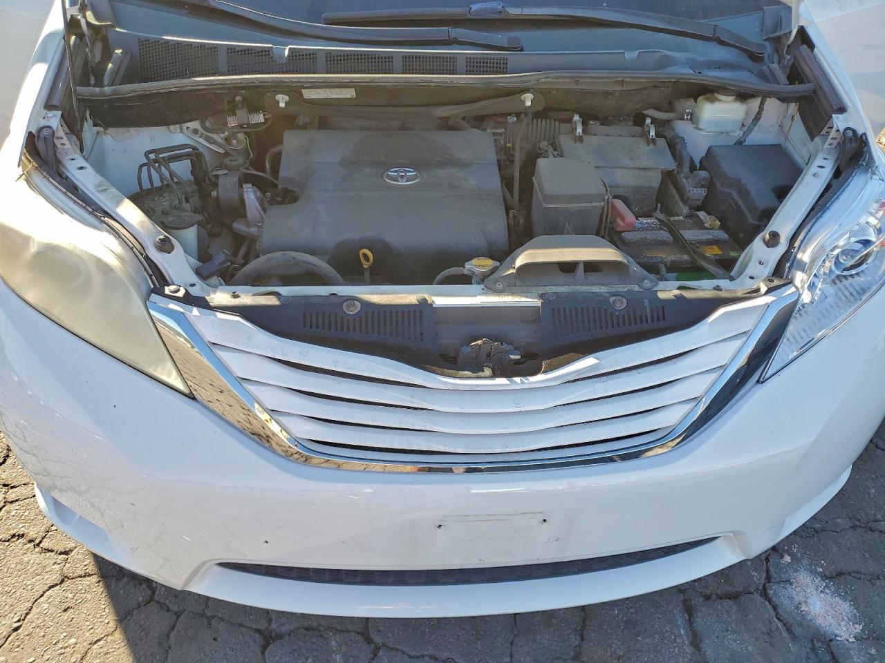 2015 Toyota Sienna Le VIN: 5TDKK3DC6FS543884 Lot: 94462025