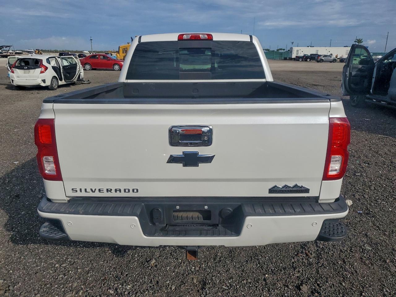 2018 Chevrolet Silverado C1500 High Country VIN: 3GCPCTEC9JG223130 Lot: 93788815
