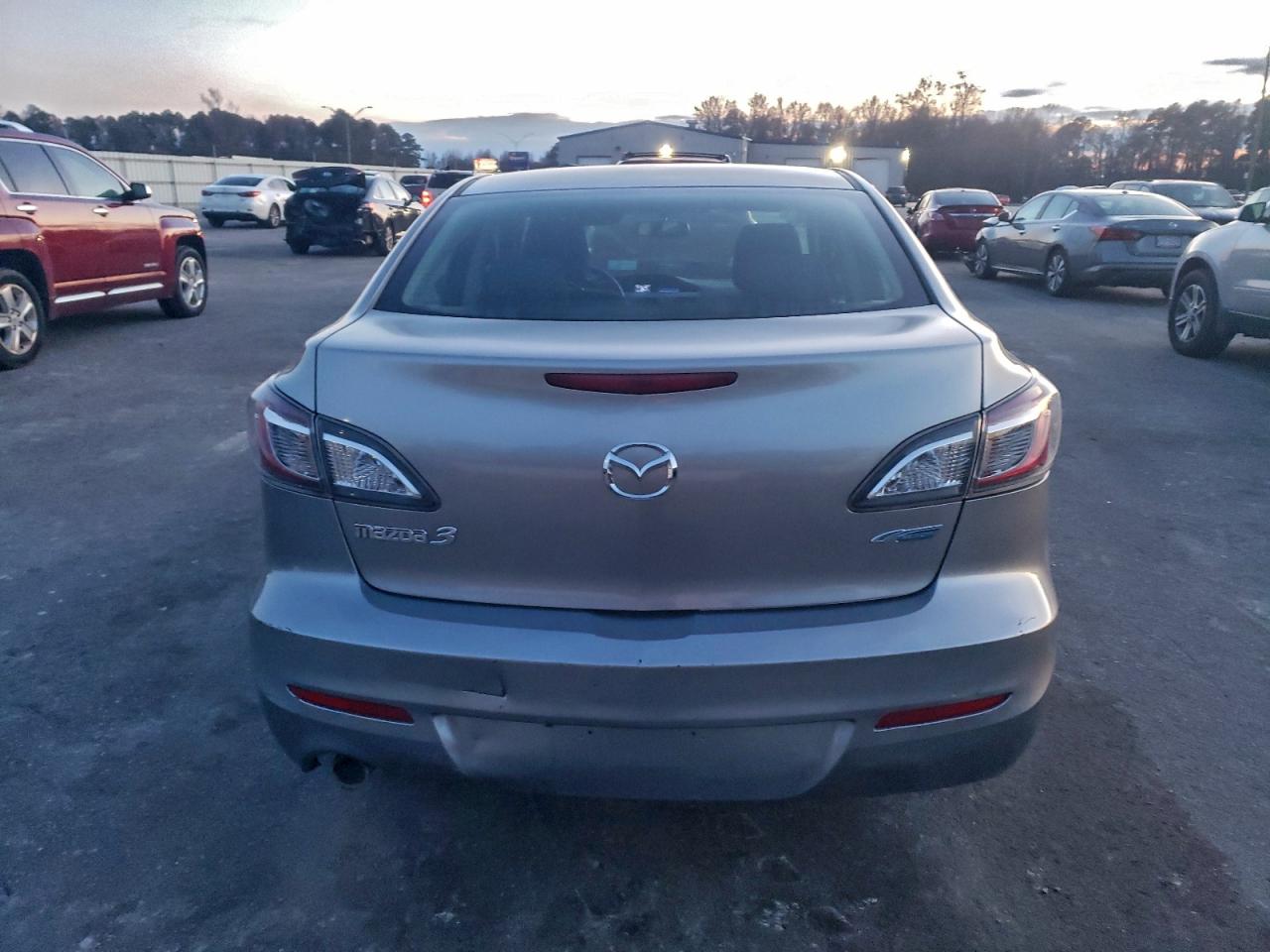 2012 Mazda 3 I VIN: JM1BL1V78C1564845 Lot: 94650125