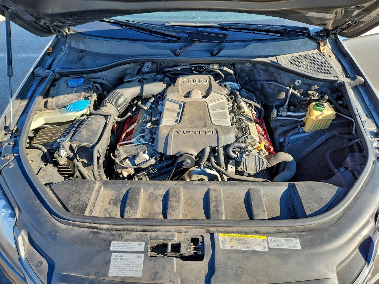 2015 Audi Q7 Premium Plus VIN: WA1LGAFE9FD032300 Lot: 95102555