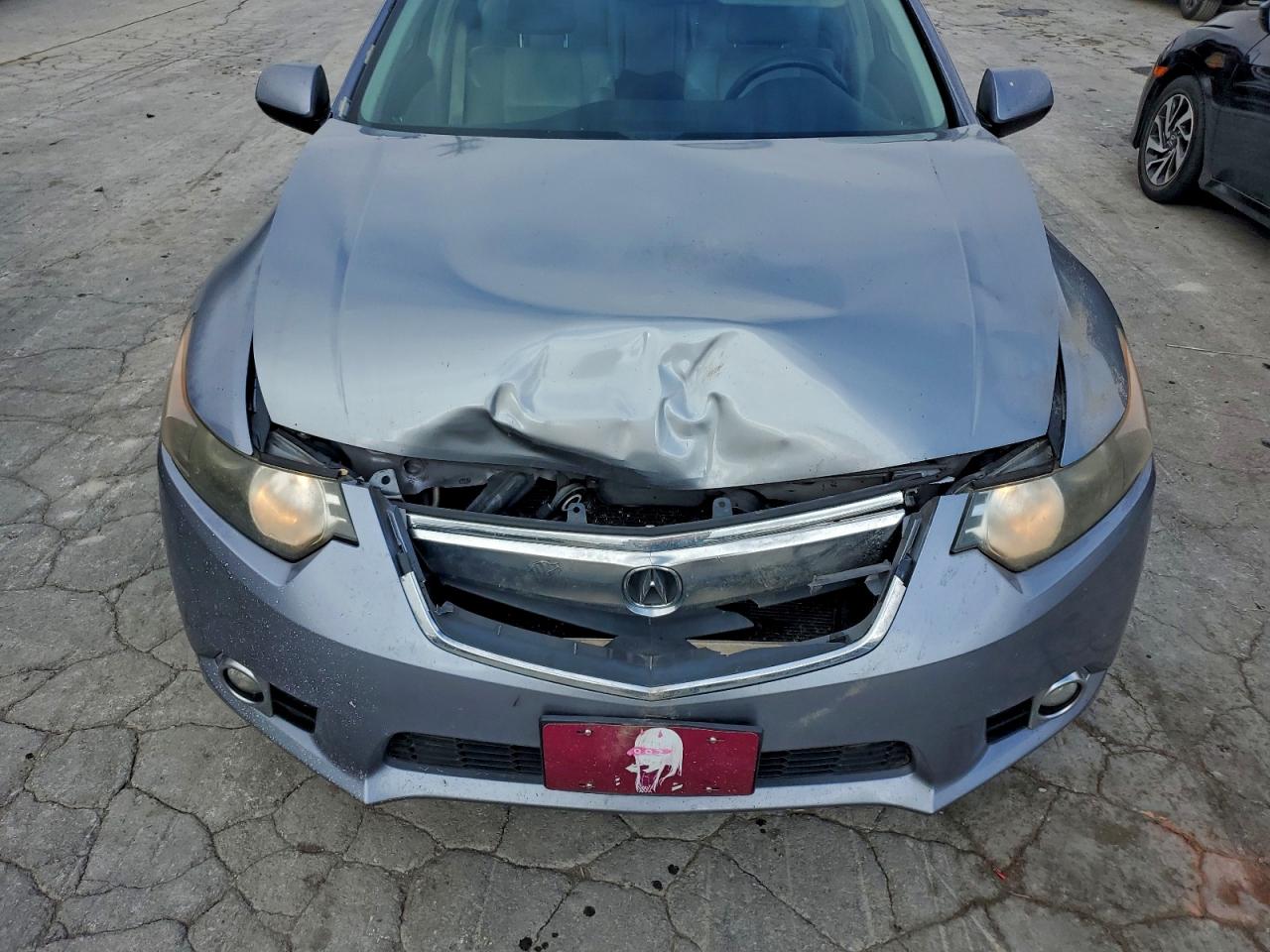 Фото: JH4CU2F6XBC003707