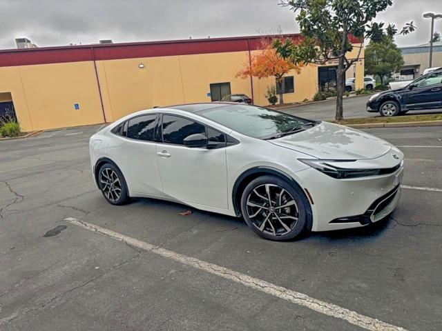  TOYOTA PRIUS 2024 Белы