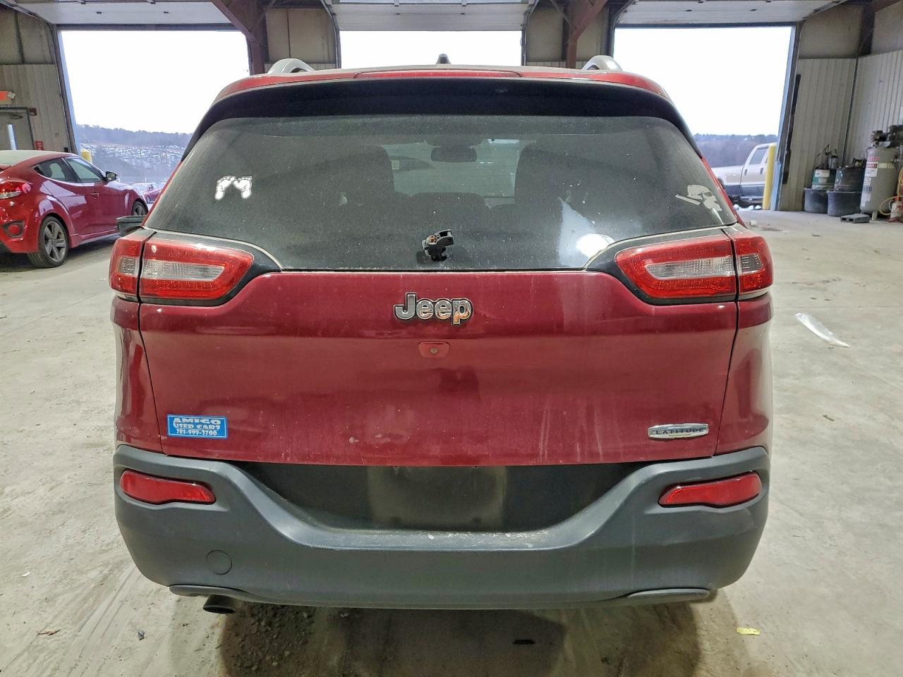 2015 Jeep Cherokee Latitude VIN: 1C4PJLCB1FW690261 Lot: 97192075