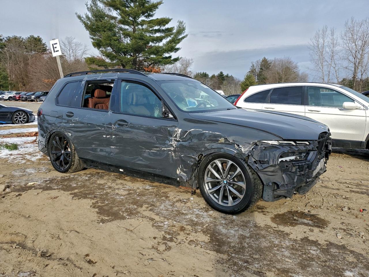 Фото: 5UX23EM00P9P33399