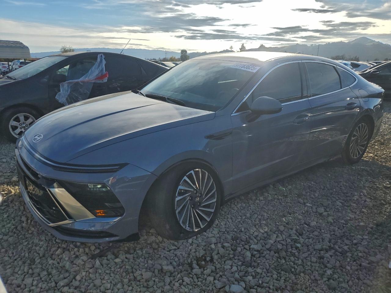 2025 Hyundai Sonata Hybrid VIN: KMHL34JJ9SA103378 Lot: 97783625