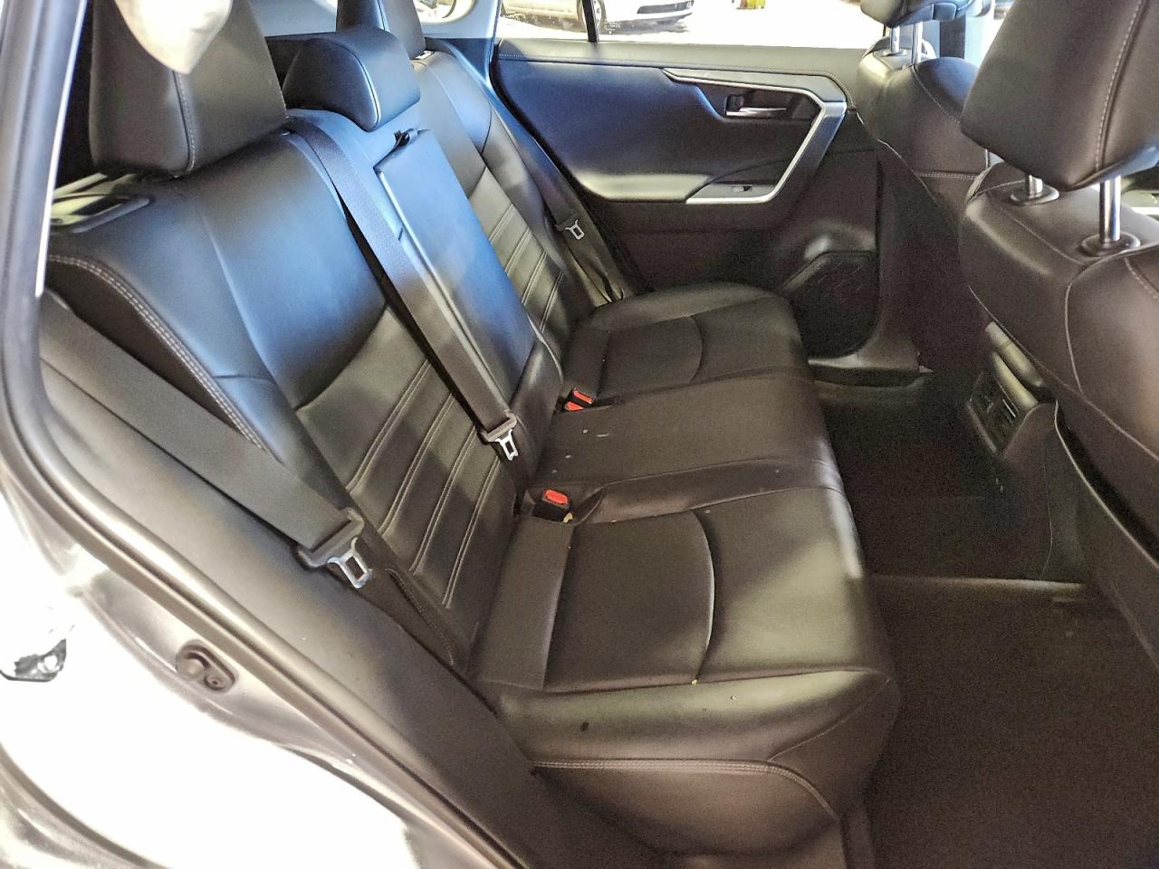 2019 Toyota Rav4 Limited VIN: JTMY1RFV2KD515326 Lot: 94800785