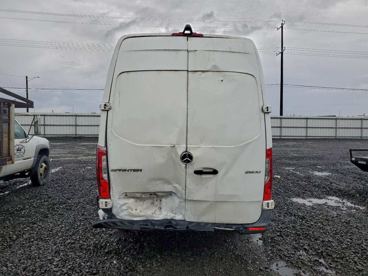 2019 Mercedes-Benz Sprinter 2500/3500 VIN: WD3PF1CD2KP056432 Lot: 97238905