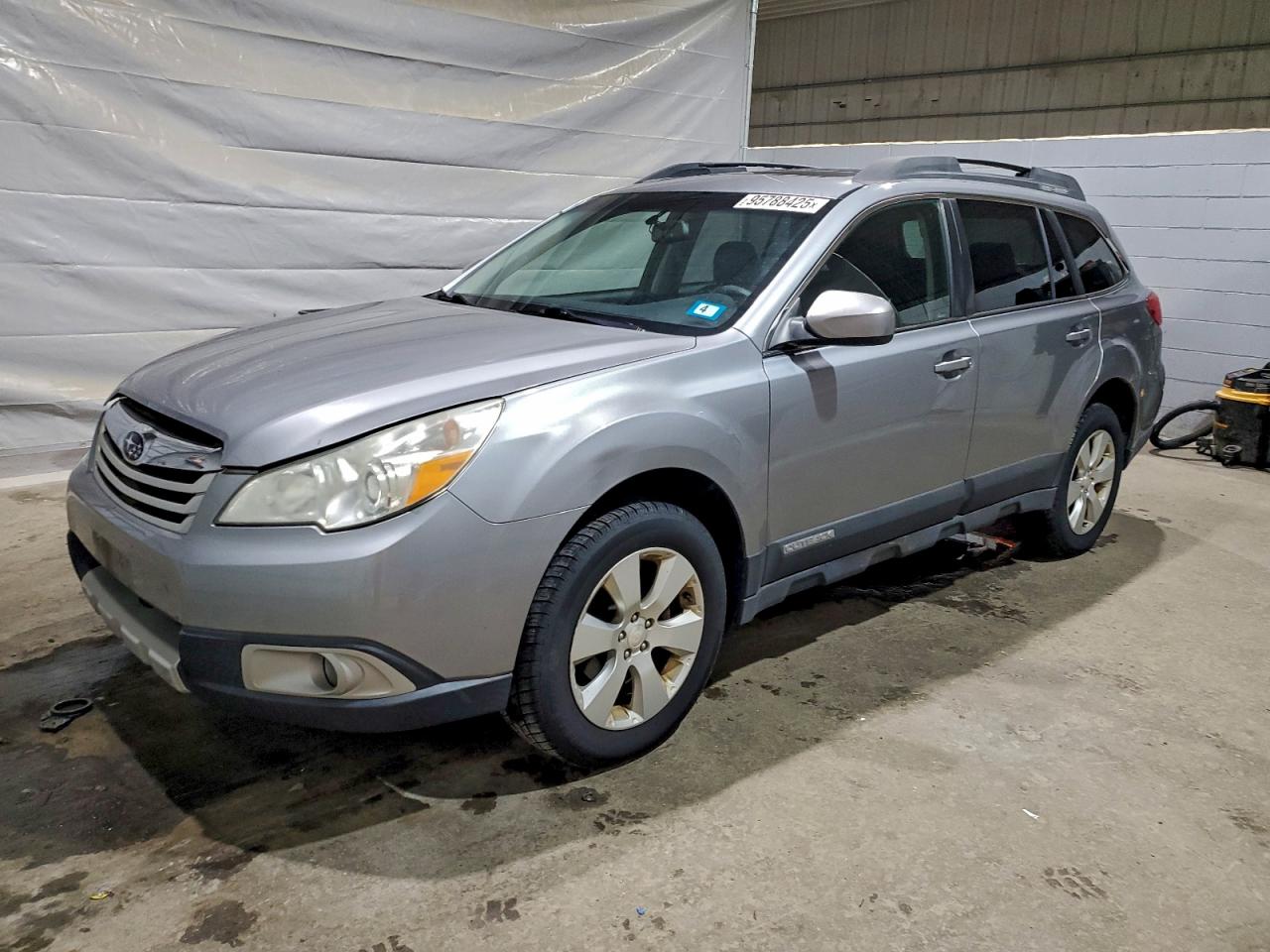 2010 Subaru Outback 2.5I Limited VIN: 4S4BRBKC3A3350302 Lot: 95788425
