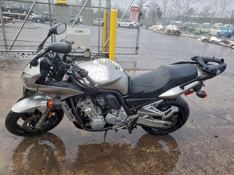 2003 YAMAHA FZS10   