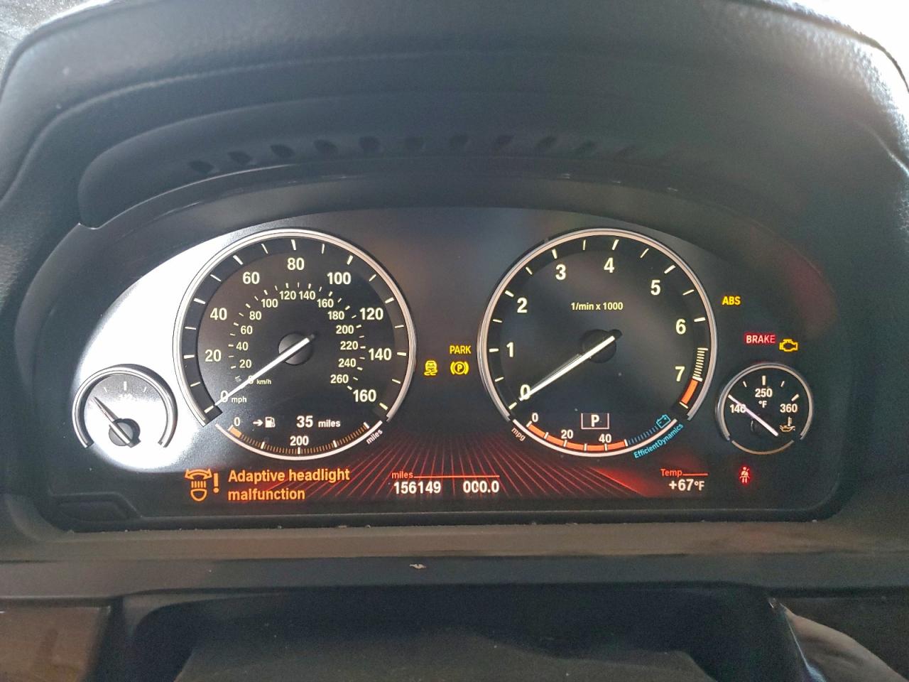 Фото: WBAKB8C58BC851521