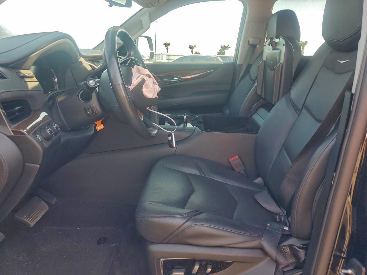 2020 Cadillac Escalade Luxury VIN: 1GYS4BKJ4LR304862 Lot: 95822545