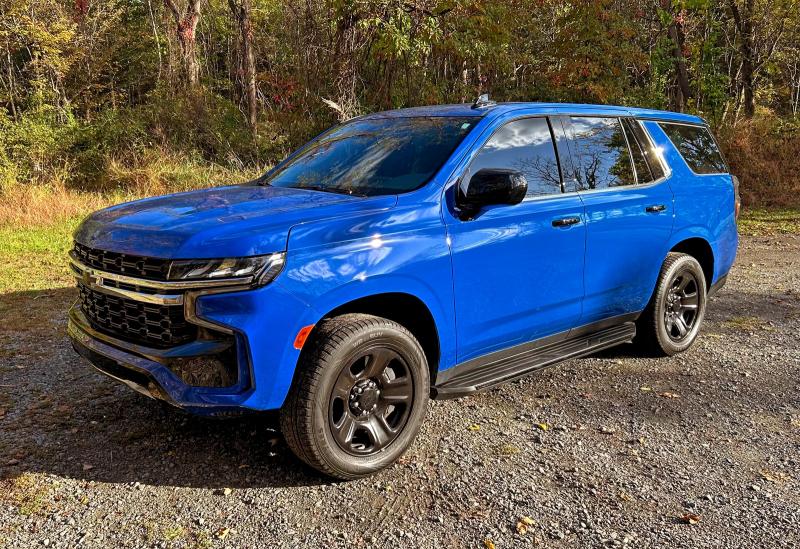  CHEVROLET TAHOE 2023 Синий