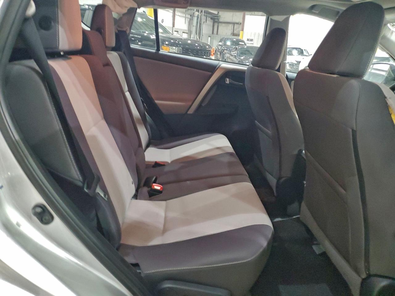 2015 Toyota Rav4 Xle VIN: 2T3RFREV6FW369318 Lot: 96307475