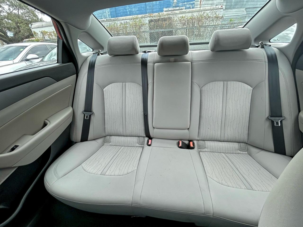 2016 Hyundai Sonata Hybrid VIN: KMHE24L15GA038612 Lot: 94829795