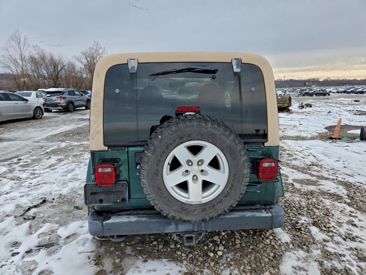 2001 Jeep Wrangler / Tj Sahara VIN: 1J4FA59S01P310998 Lot: 94724805