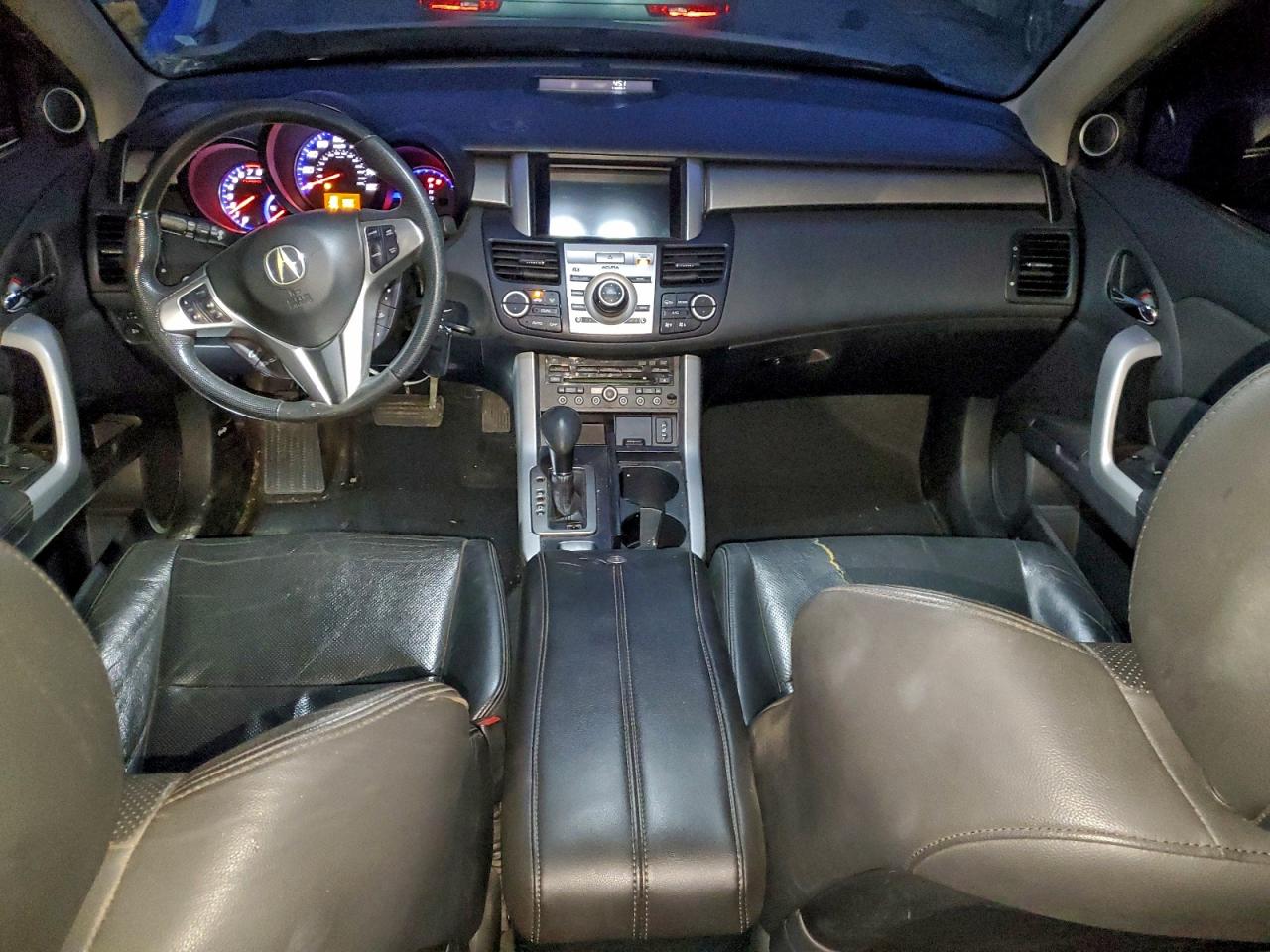 Фото: 5J8TB185X8A006828