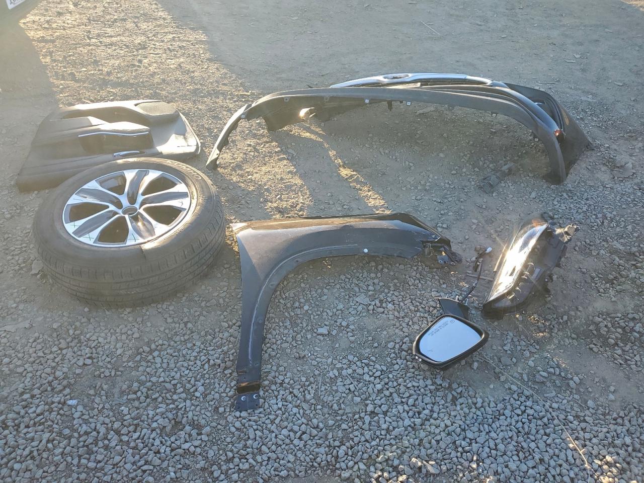 2020 Toyota Highlander Xle VIN: 5TDHZRAH9LS014059 Lot: 95006155