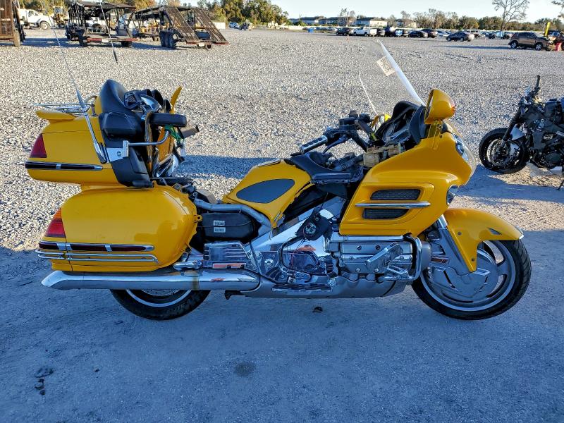 2001 HONDA GL1800    a la Venta en Copart FL - TAMPA SOUTH