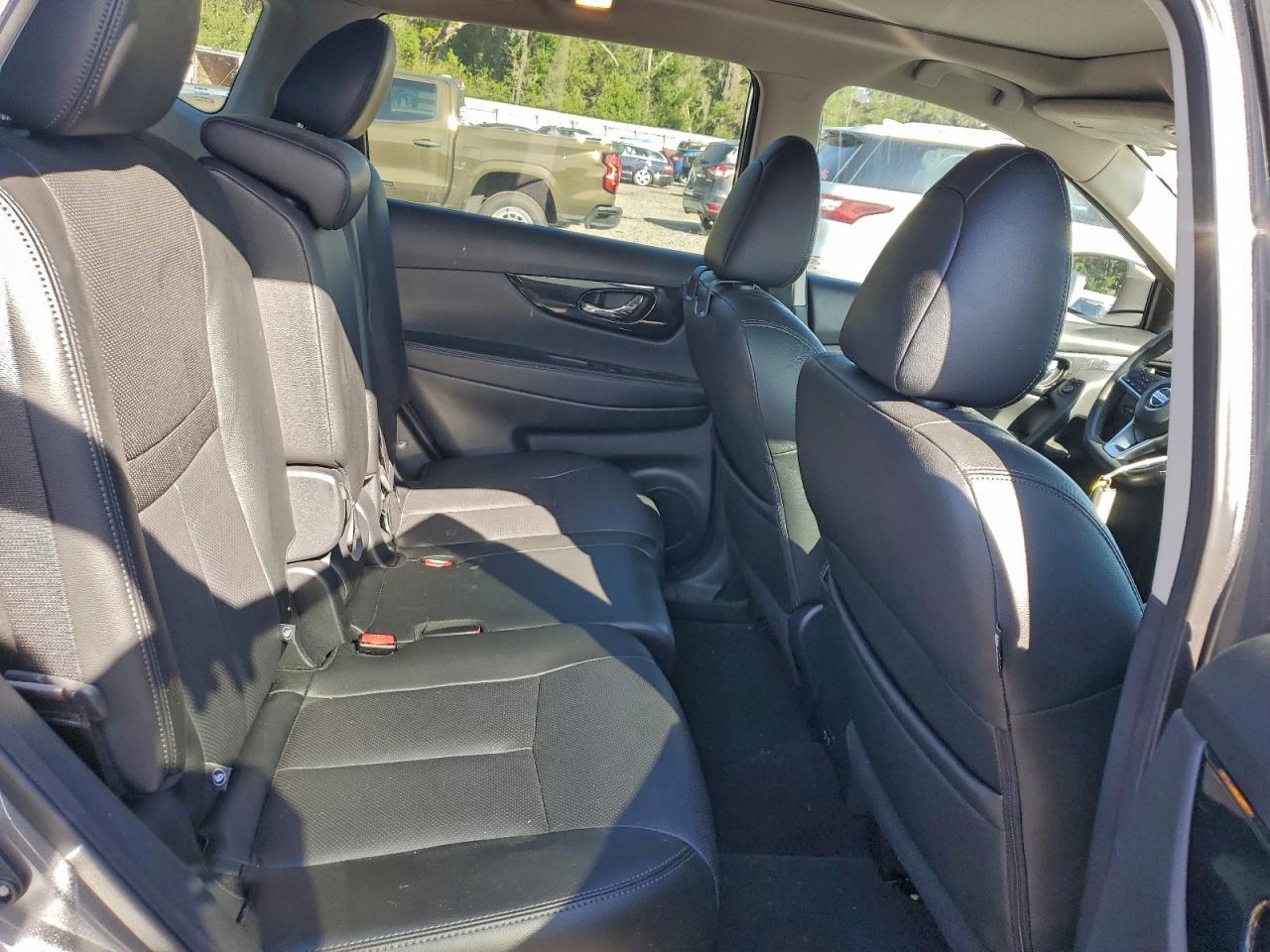 2019 Nissan Rogue S VIN: 5N1AT2MT4KC755872 Lot: 96139615