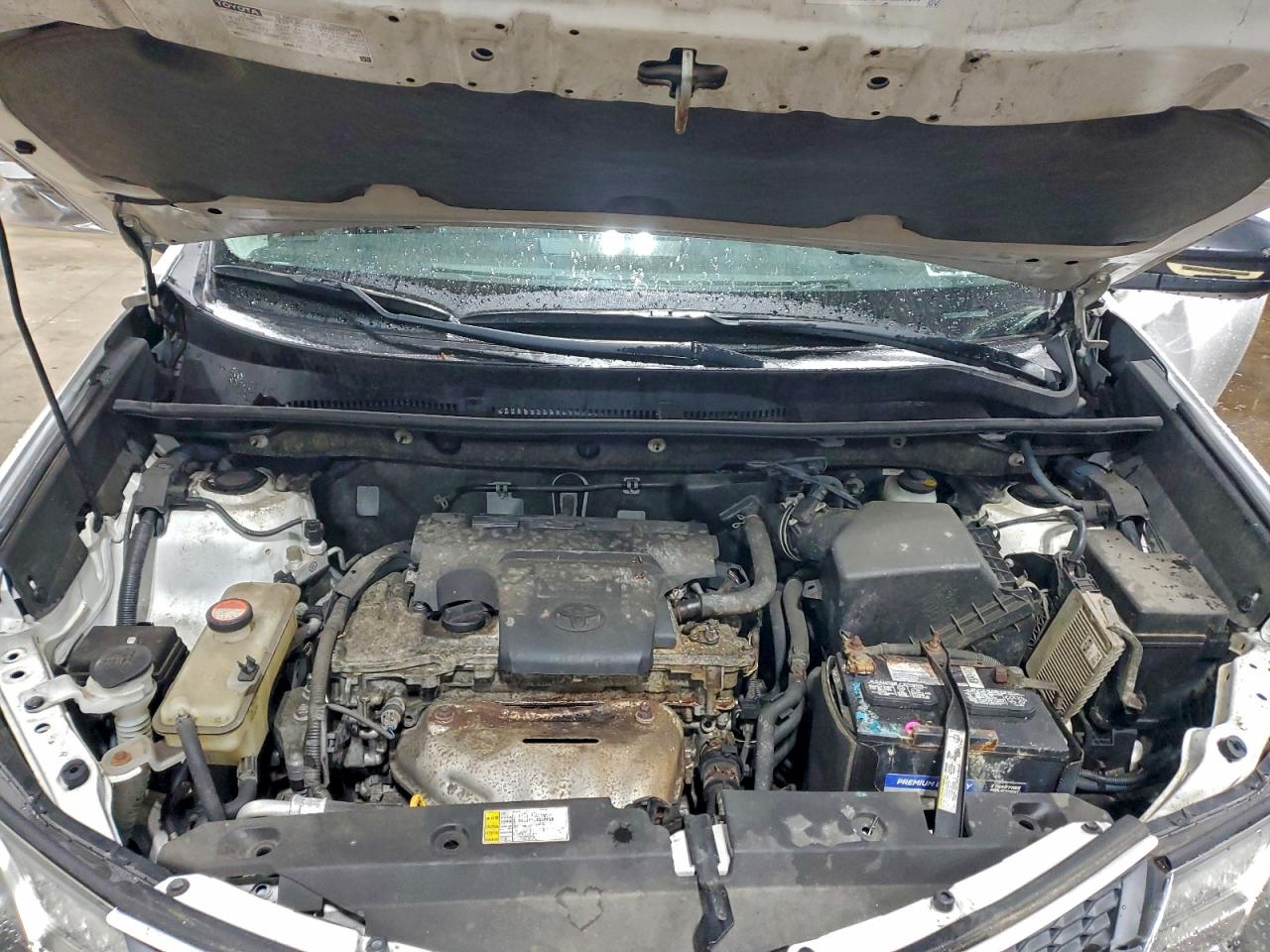 2015 Toyota Rav4 Le VIN: JTMBFREVXFJ037463 Lot: 94463715