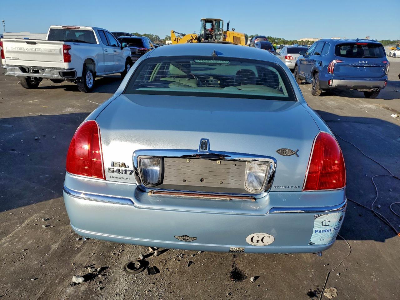 2006 Lincoln Town Car Signature Limited VIN: 1LNHM82W26Y626288 Lot: 96601305