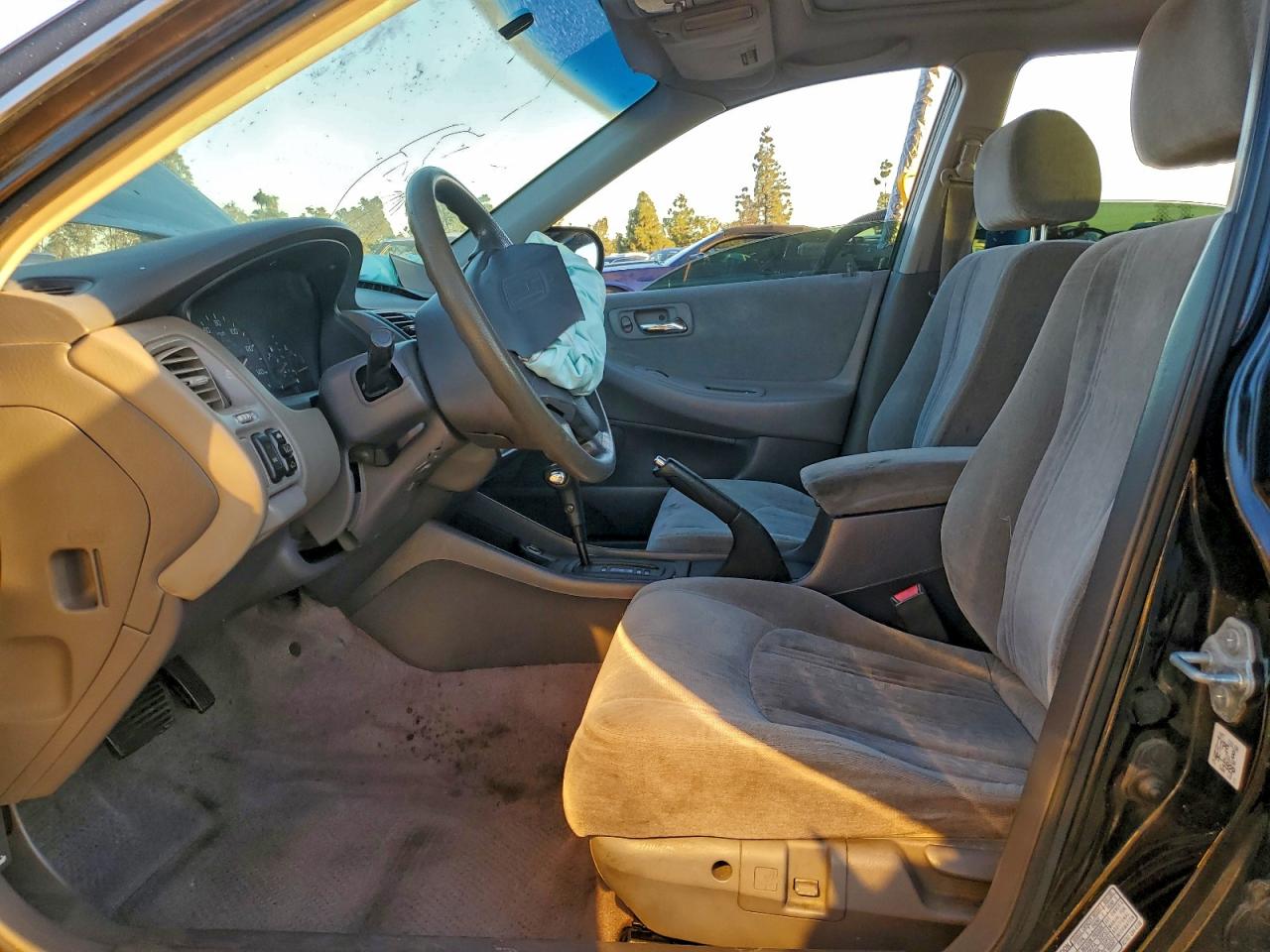 1999 Honda Accord Ex VIN: JHMCG6677XC030605 Lot: 96176315