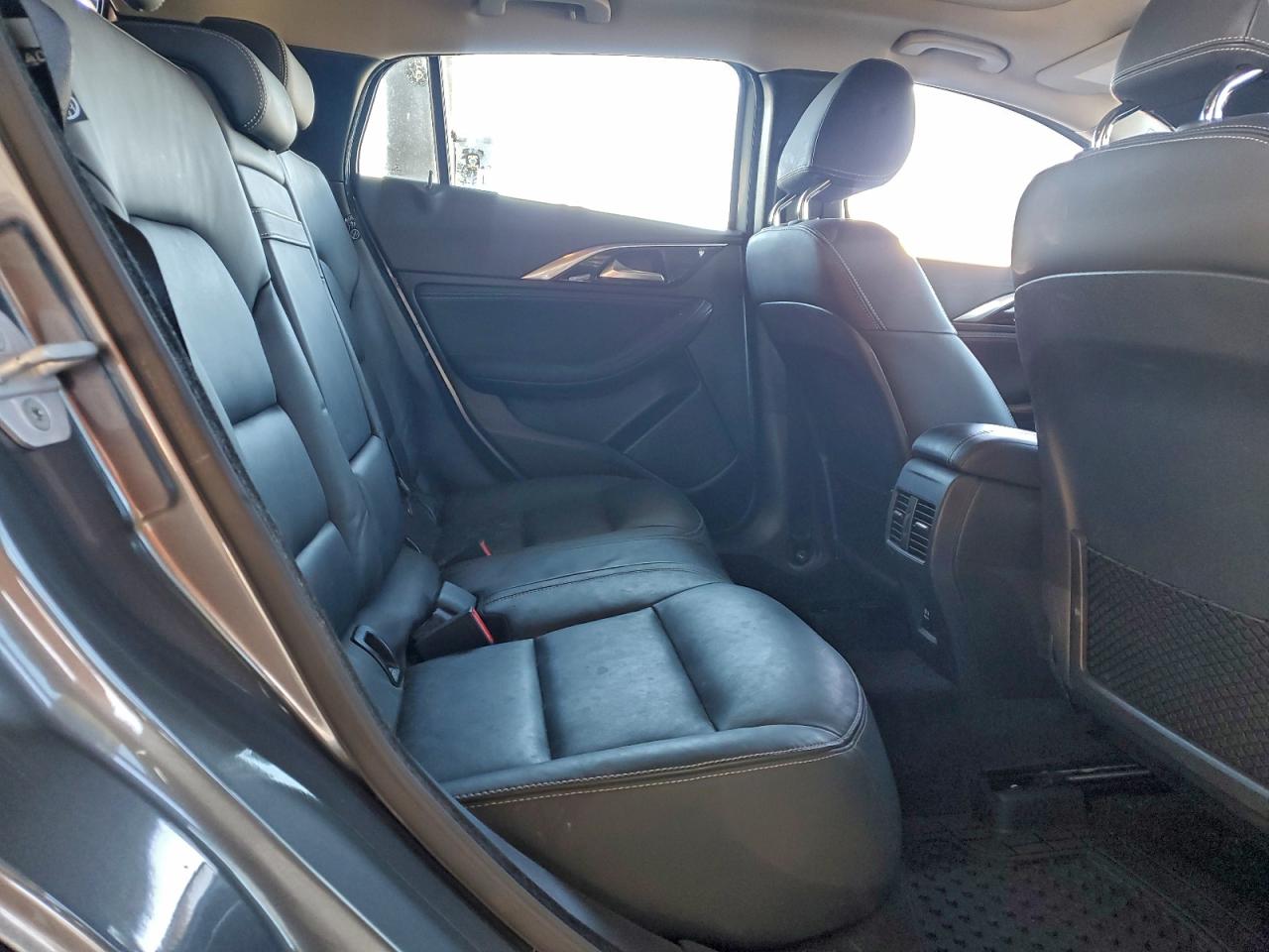 2018 Infiniti Qx30 Base VIN: SJKCH5CR3JA054656 Lot: 96187775