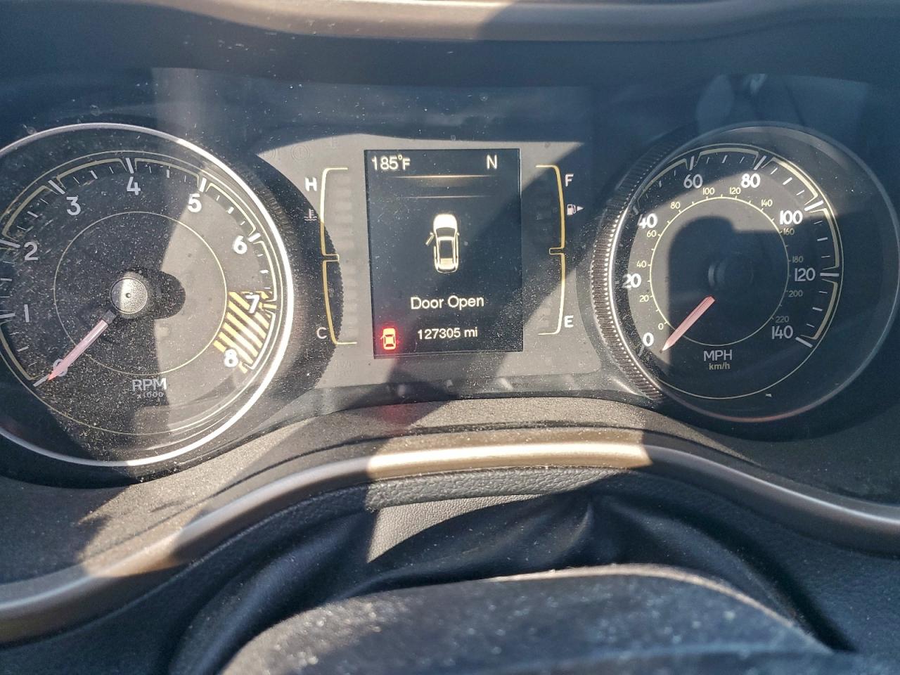 2014 Jeep Cherokee Latitude VIN: 1C4PJMCS3EW260686 Lot: 97233985