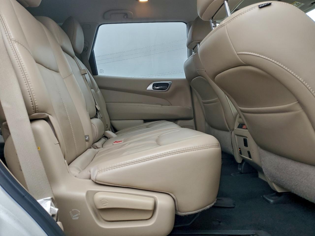 2017 Nissan Pathfinder S VIN: 5N1DR2MN8HC911370 Lot: 95282895