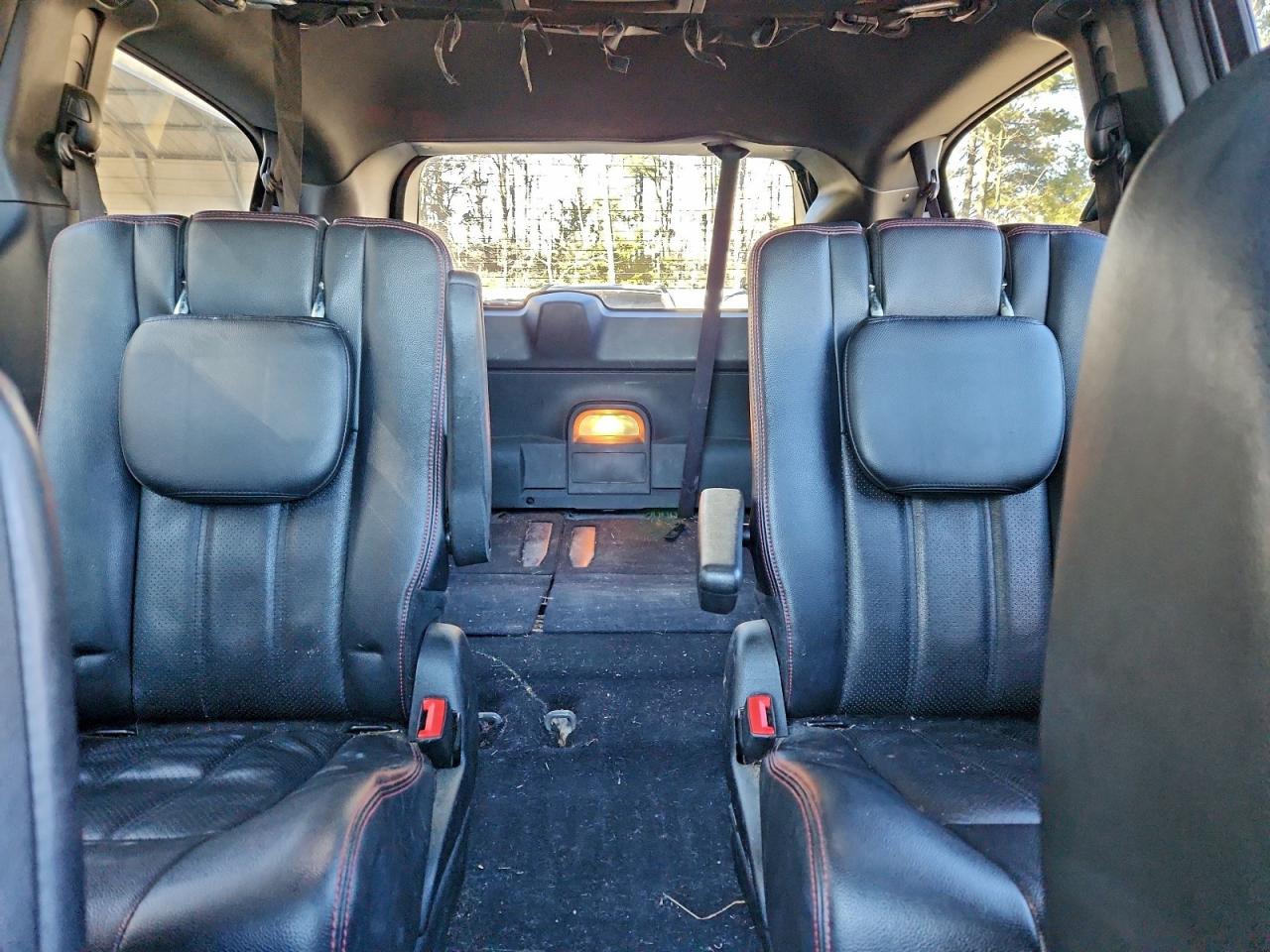 2016 Dodge Grand Caravan R/T VIN: 2C4RDGEG0GR376353 Lot: 94774325