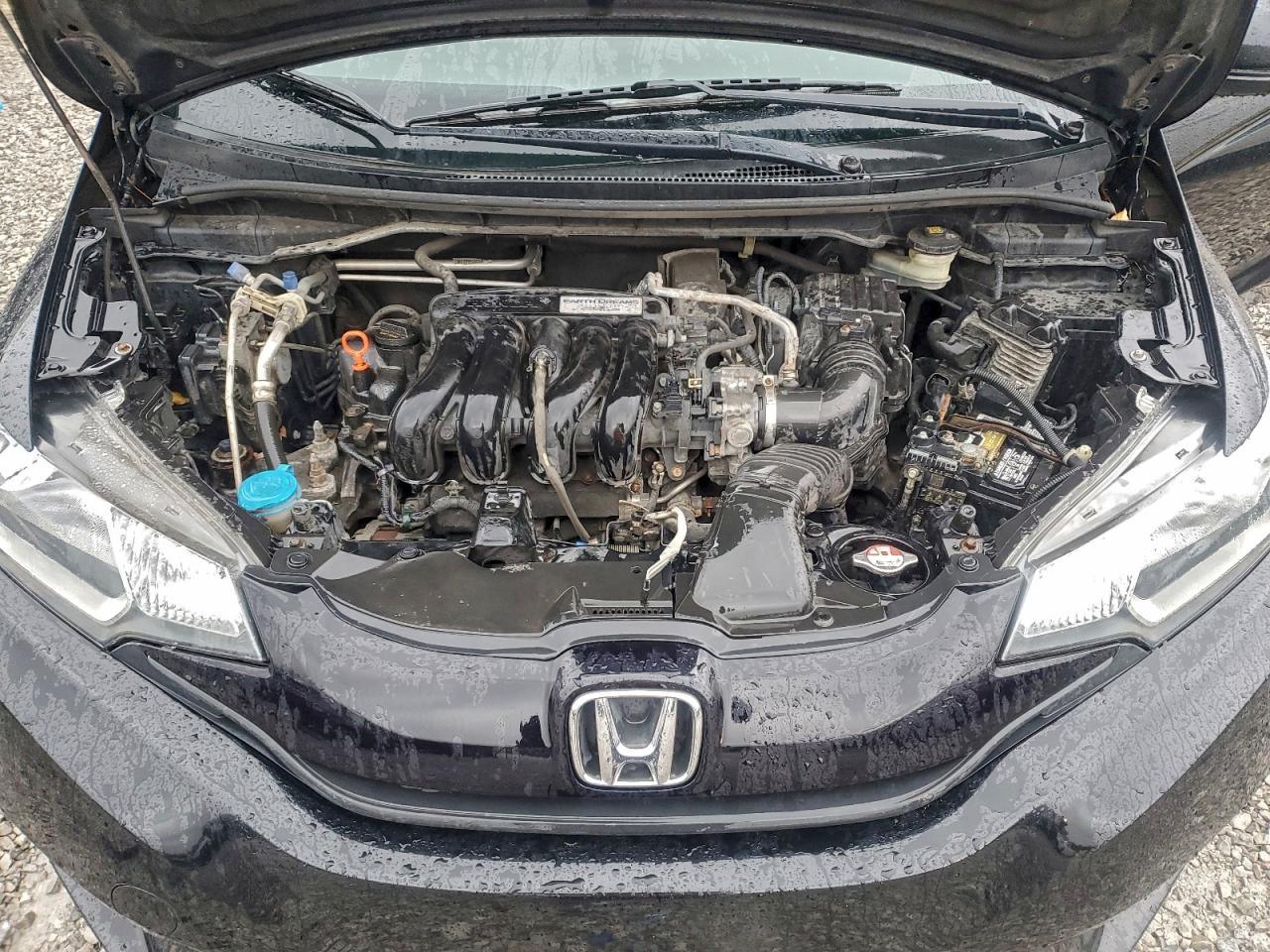 2015 Honda Fit Lx VIN: 3HGGK5H58FM786255 Lot: 96490155