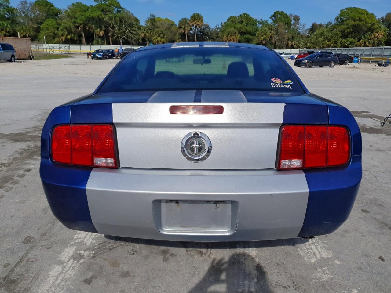 2007 Ford Mustang VIN: 1ZVFT80N975365900 Lot: 96255245