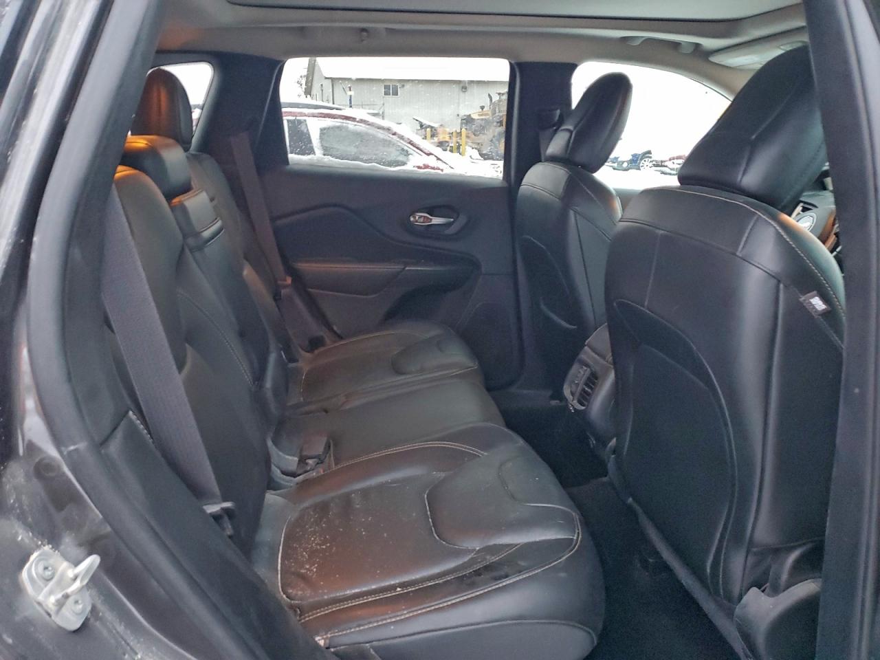 2015 Jeep Cherokee Limited VIN: 1C4PJMDS2FW779132 Lot: 94092005