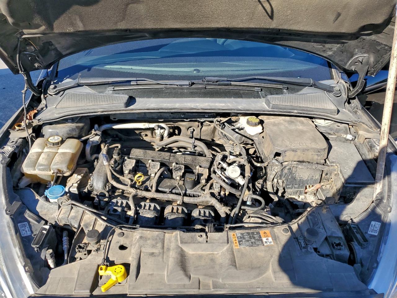 2018 Ford Focus S VIN: 1FADP3E29JL304054 Lot: 95289235