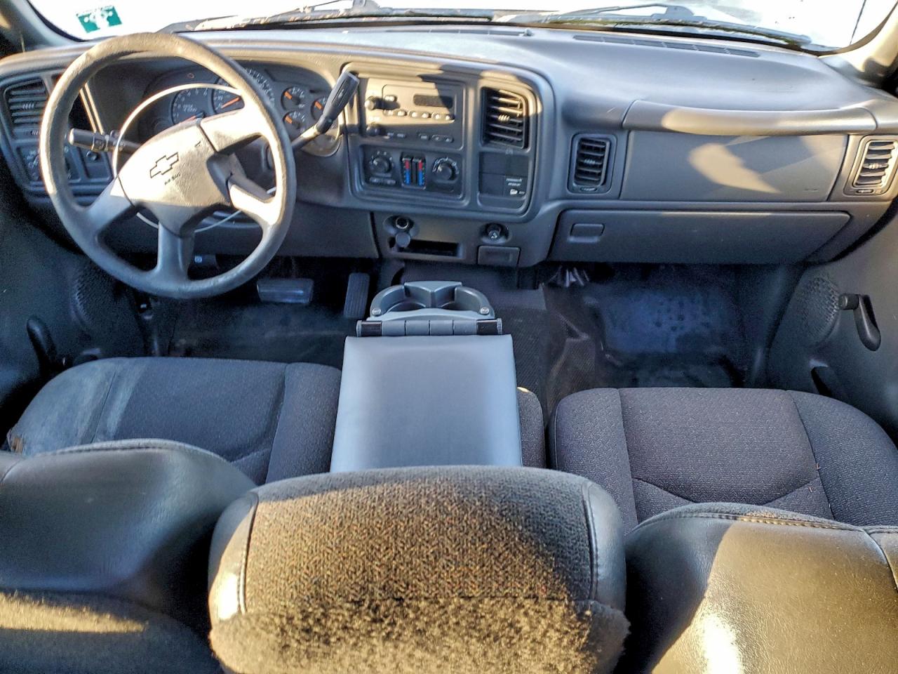 2003 Chevrolet Silverado K1500 VIN: 2GCEK19V731203559 Lot: 95903005