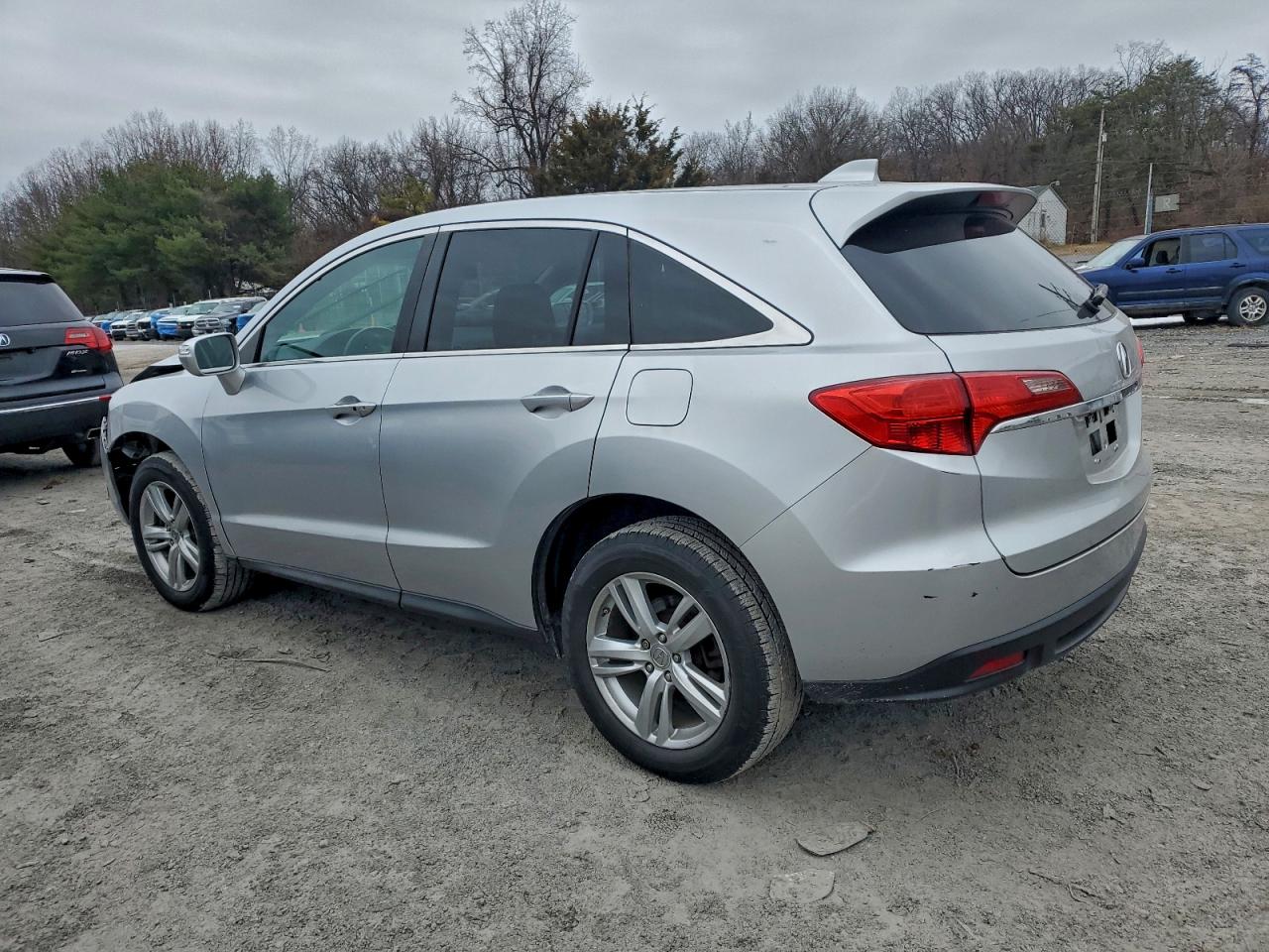 Фото: 5J8TB4H54EL002162