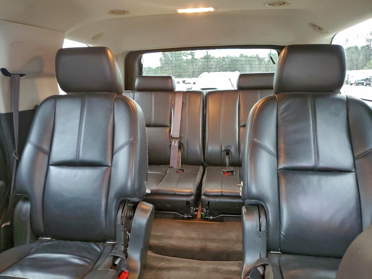 2013 Chevrolet Tahoe K1500 Lt VIN: 1GNSKBE09DR366913 Lot: 94635845