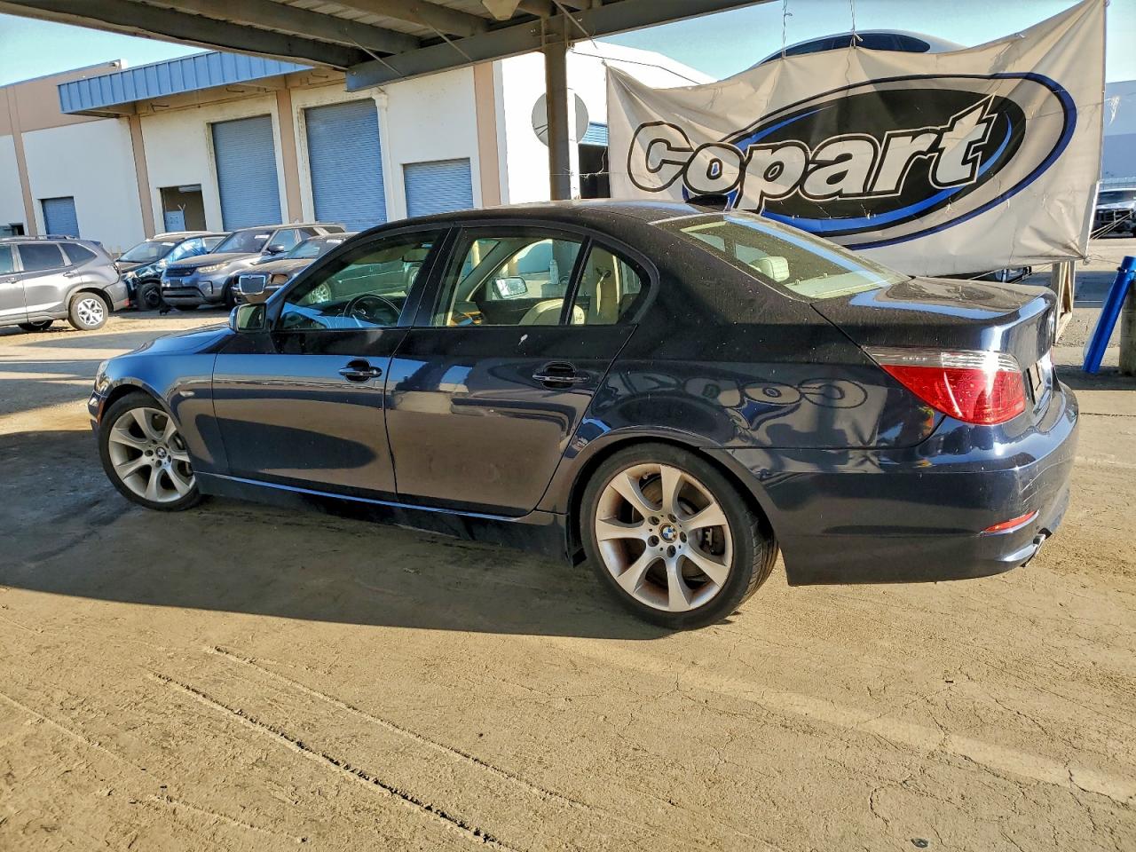 Фото: WBANW135X8CZ77588