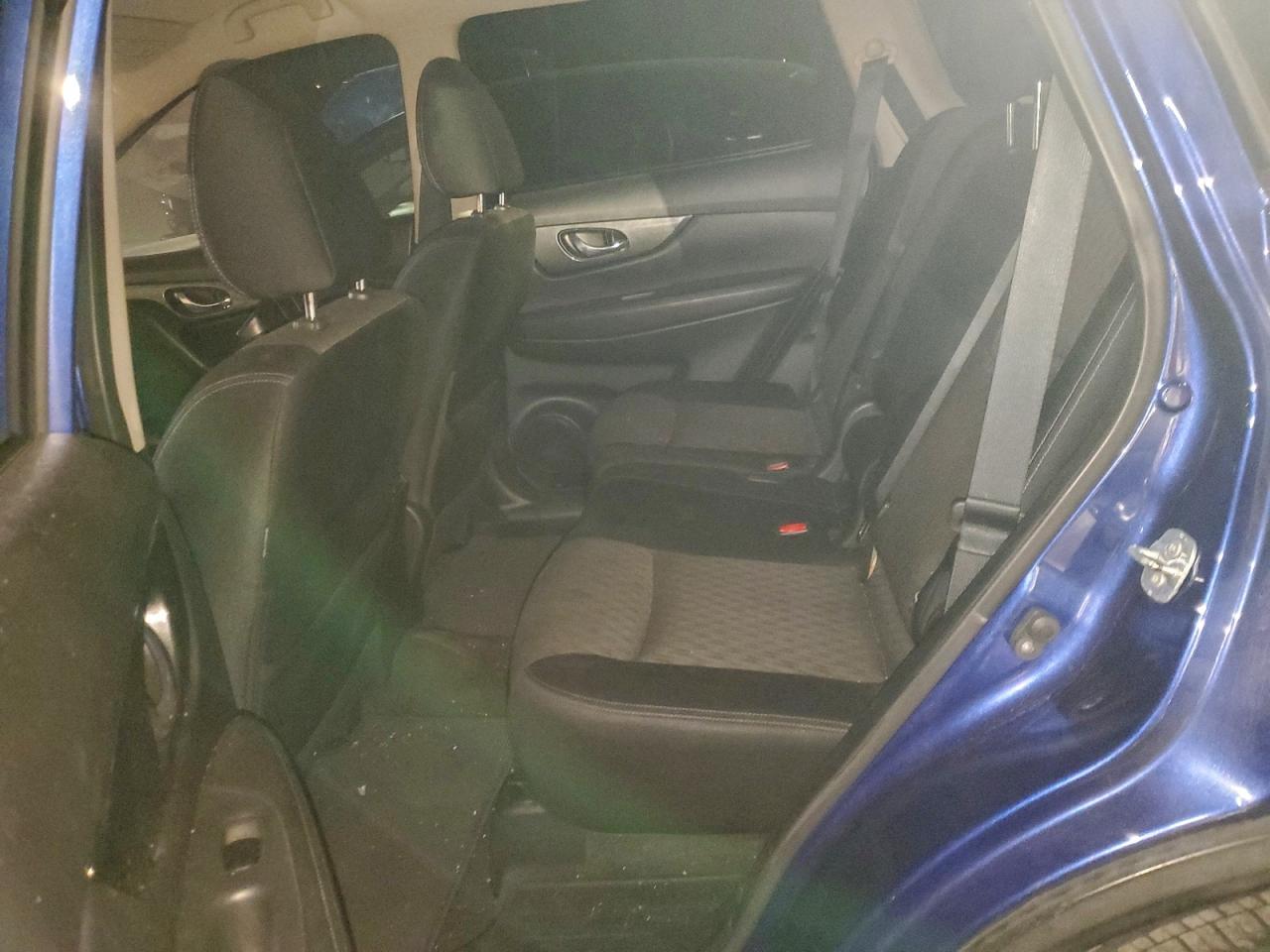 2017 Nissan Rogue S VIN: JN8AT2MT0HW138324 Lot: 97437135