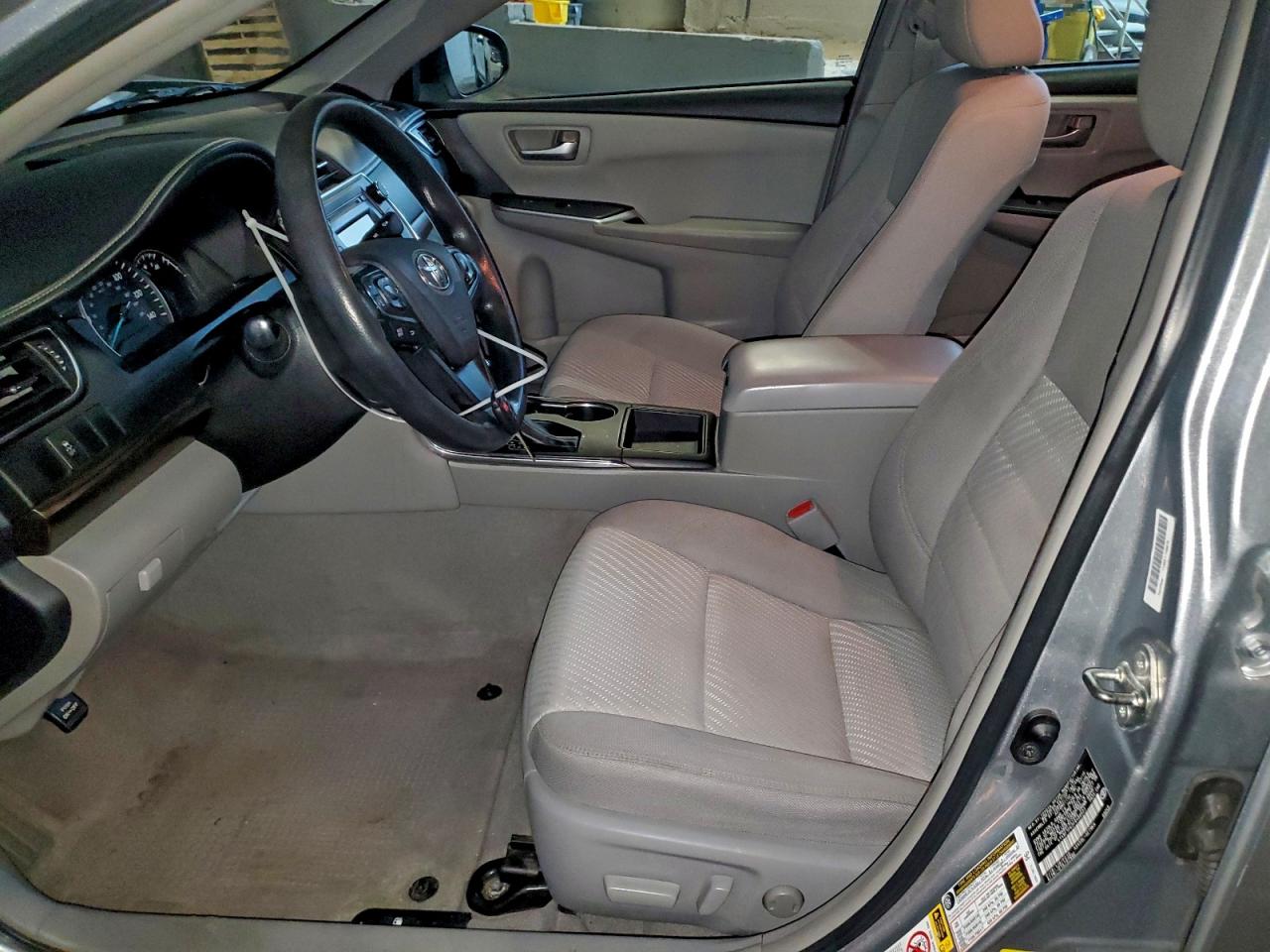 2015 Toyota Camry Le VIN: 4T4BF1FK2FR488523 Lot: 94867695