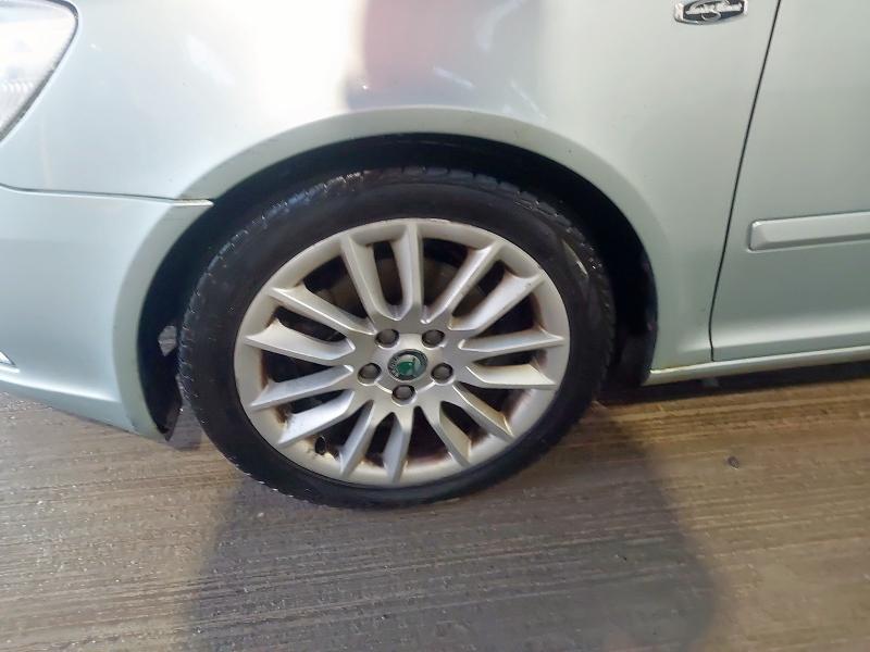 2010 SKODA OCTAVIA 2.0 TDI CR LAURIN + KLEMENT 5DR