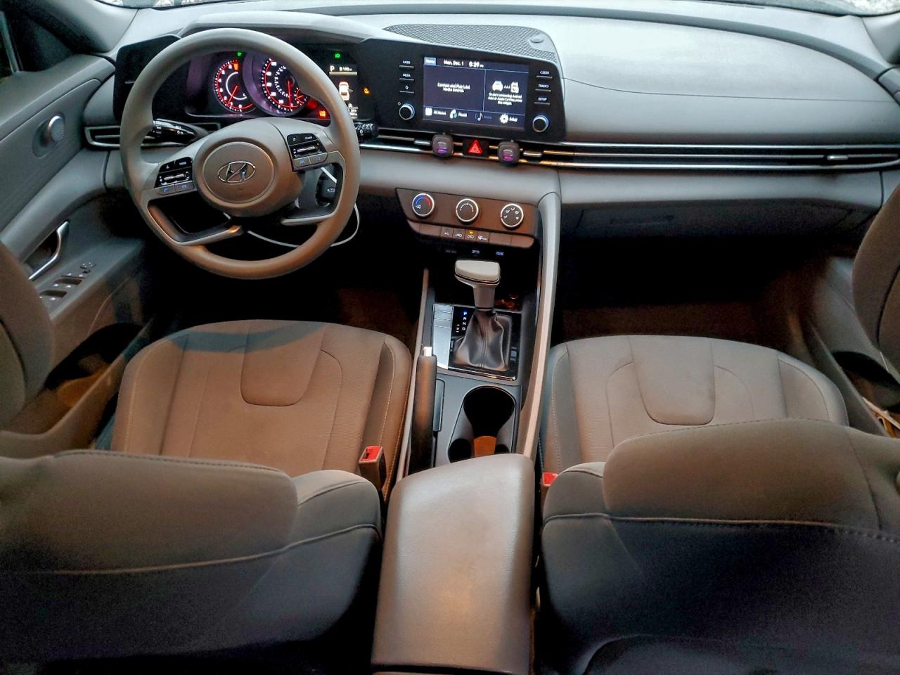 2021 Hyundai Elantra Se VIN: KMHLL4AG0MU116932 Lot: 94922315