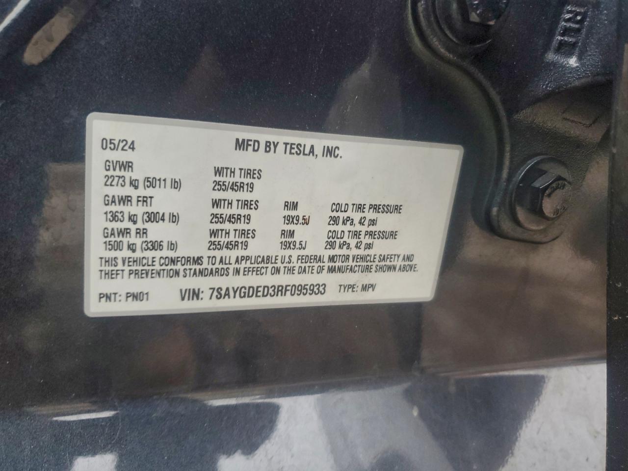 2024 Tesla Model Y VIN: 7SAYGDED3RF095933 Lot: 93995015