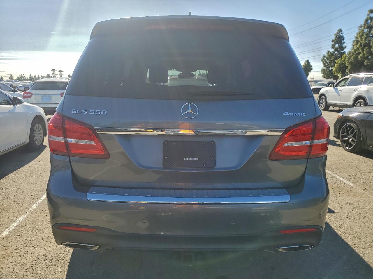 Фото: 4JGDF7DE2JB035753