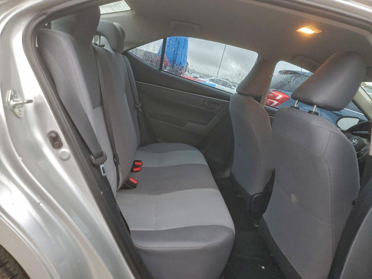 2015 Toyota Corolla L VIN: 5YFBURHE7FP341055 Lot: 94558885